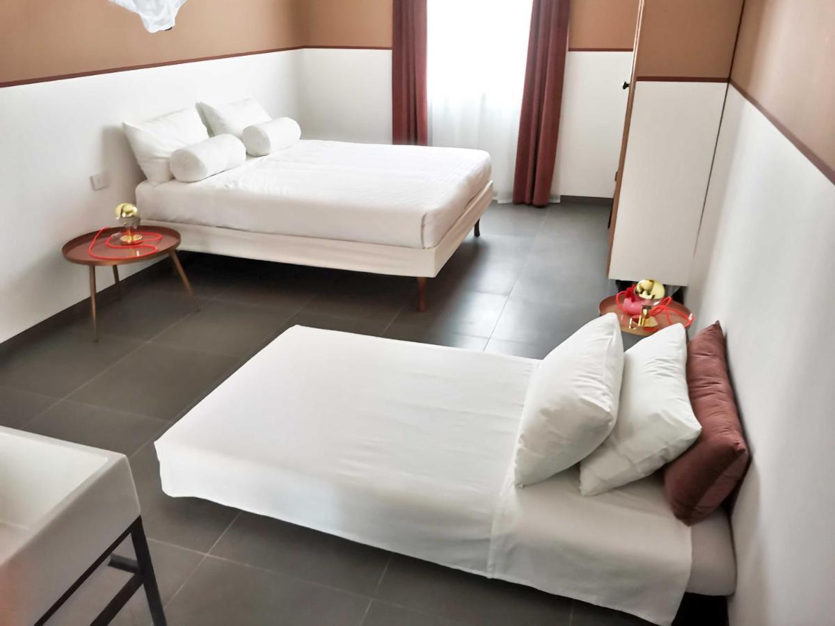 Casa Sebina - your design home just 300mt from Garda Lake Desenzano del Garda Exteriör bild